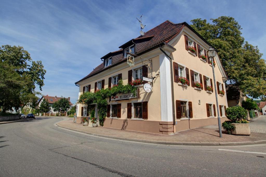 Gasthaus Zum Hirschen Oberrimsingen المظهر الخارجي الصورة